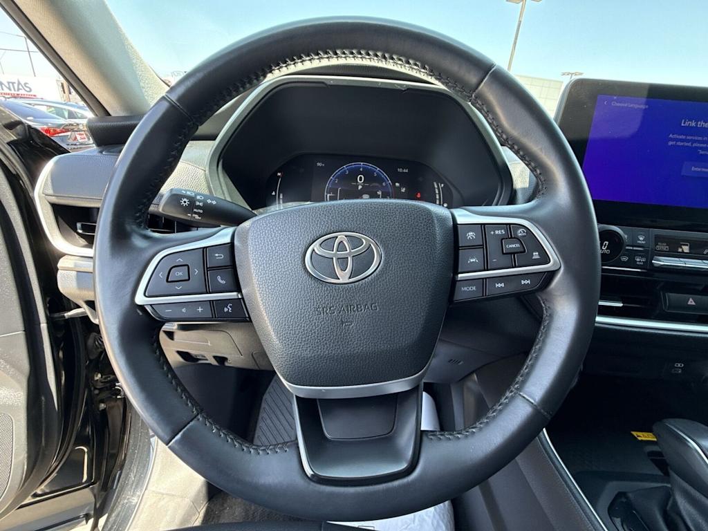 Thumbnail: 2024 Toyota Grand Highlander - 15