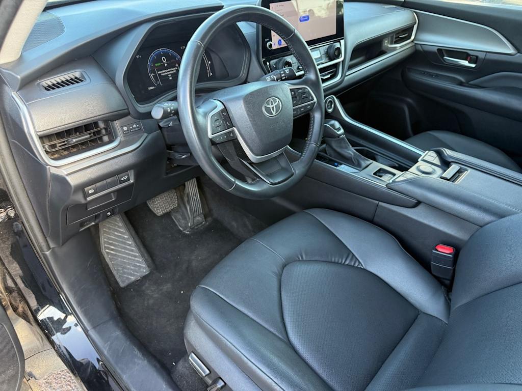 Thumbnail: 2025 Toyota Grand Highlander - 2