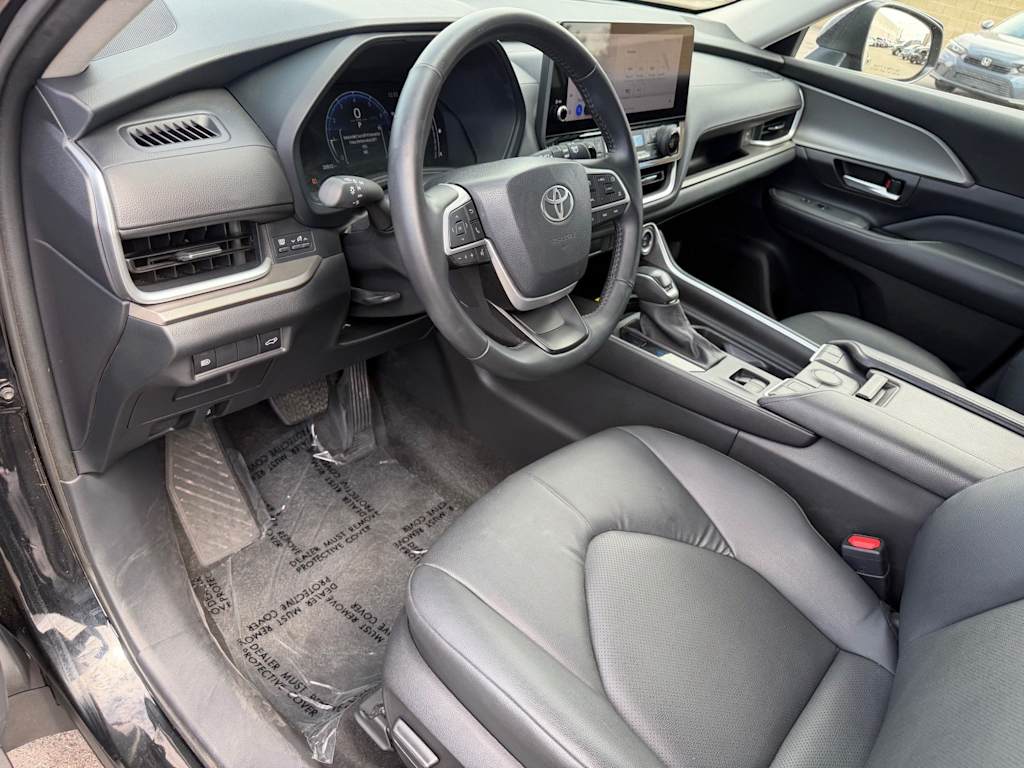 Thumbnail: 2025 Toyota Grand Highlander - 8
