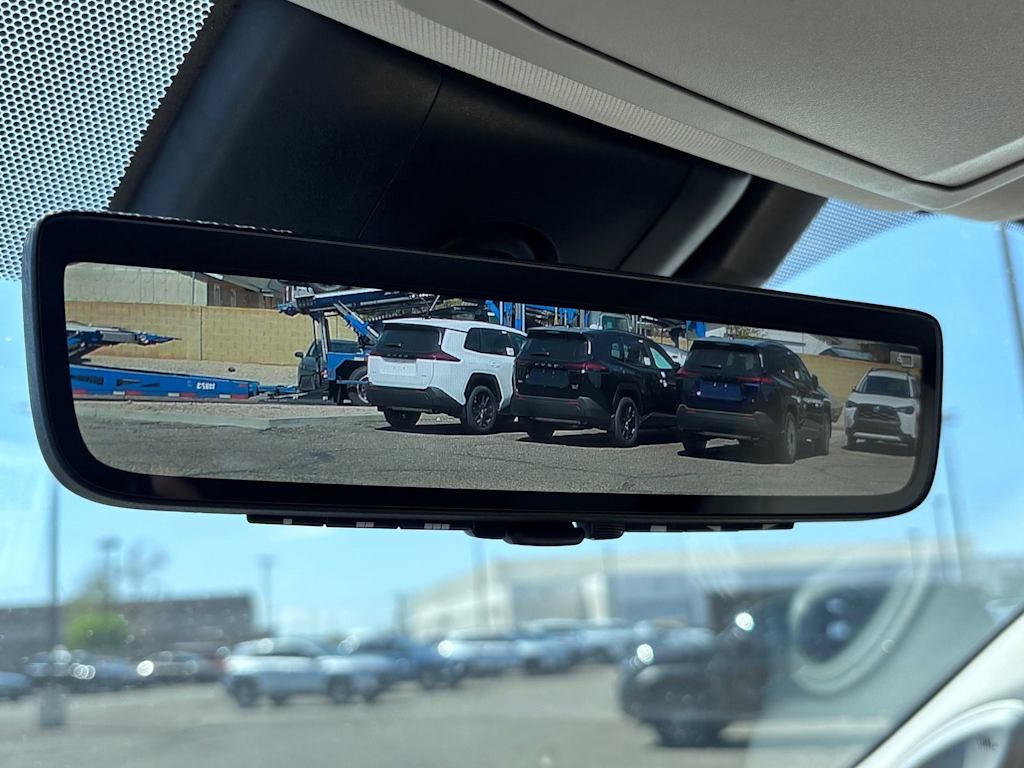Thumbnail: 2020 Toyota Highlander - 5