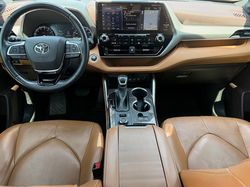 Thumbnail: 2021 Toyota Highlander - 2