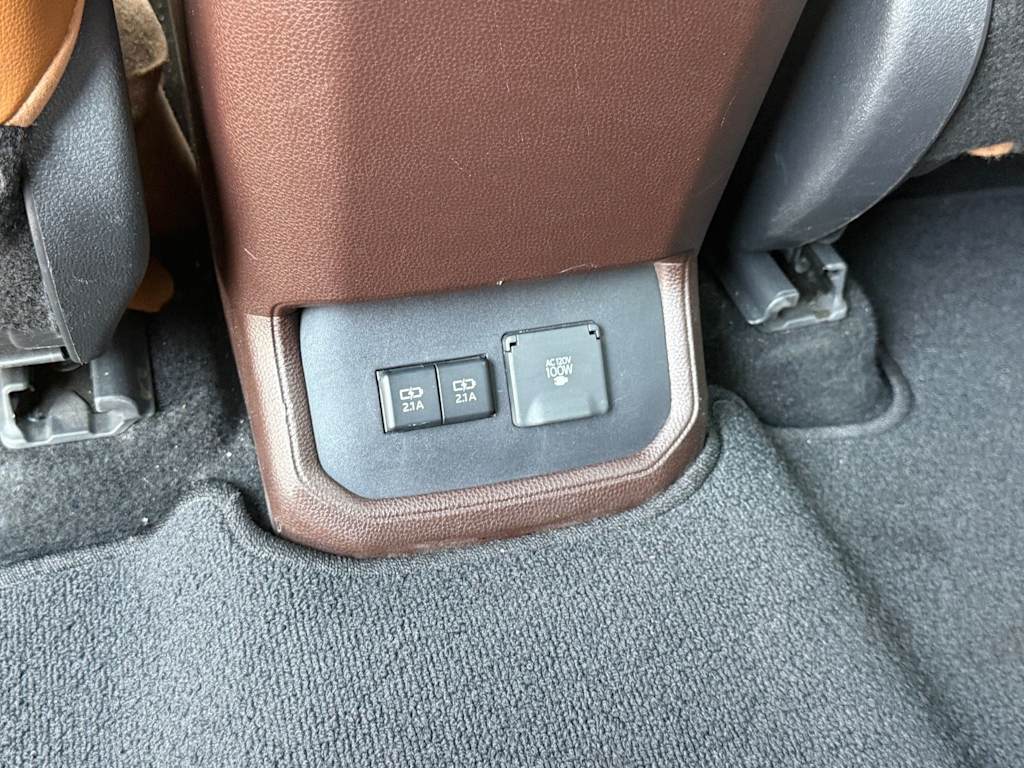Thumbnail: 2021 Toyota Highlander - 13