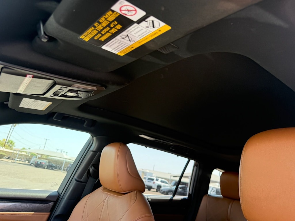 Thumbnail: 2021 Toyota Highlander - 21