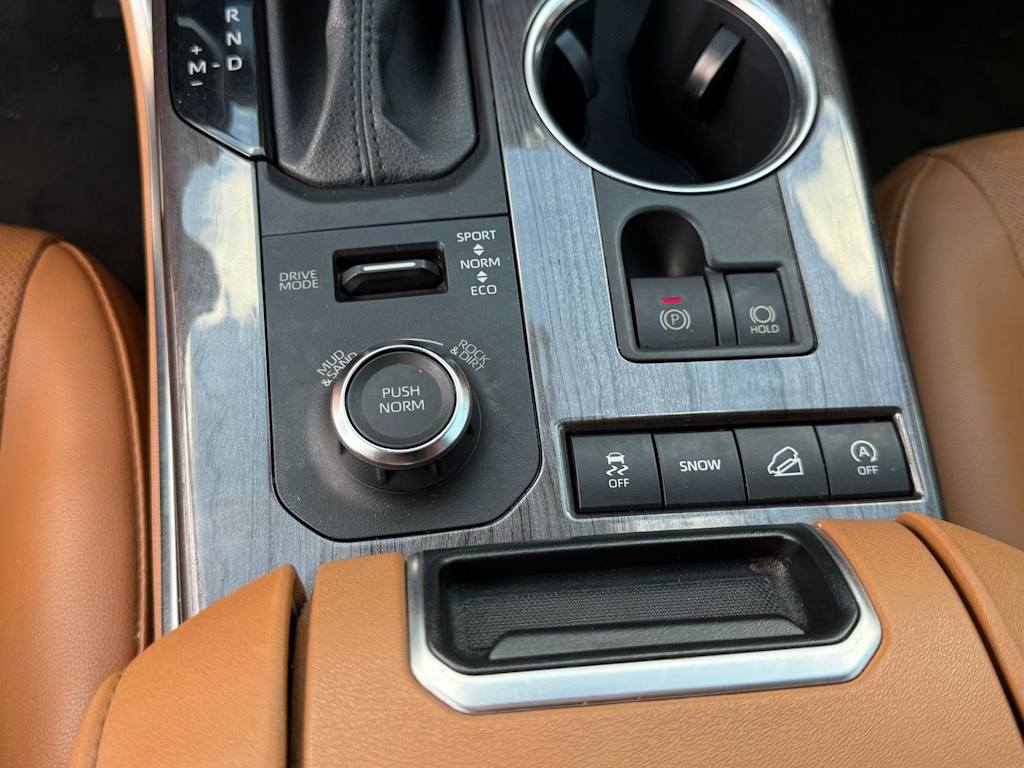 Thumbnail: 2021 Toyota Highlander - 29
