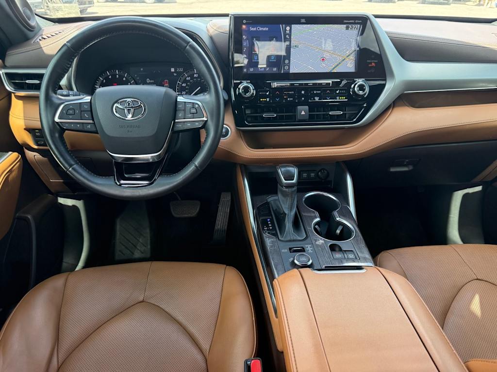 Thumbnail: 2021 Toyota Highlander - 9
