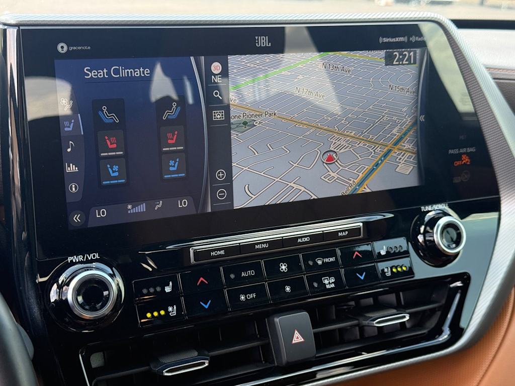Thumbnail: 2021 Toyota Highlander - 13