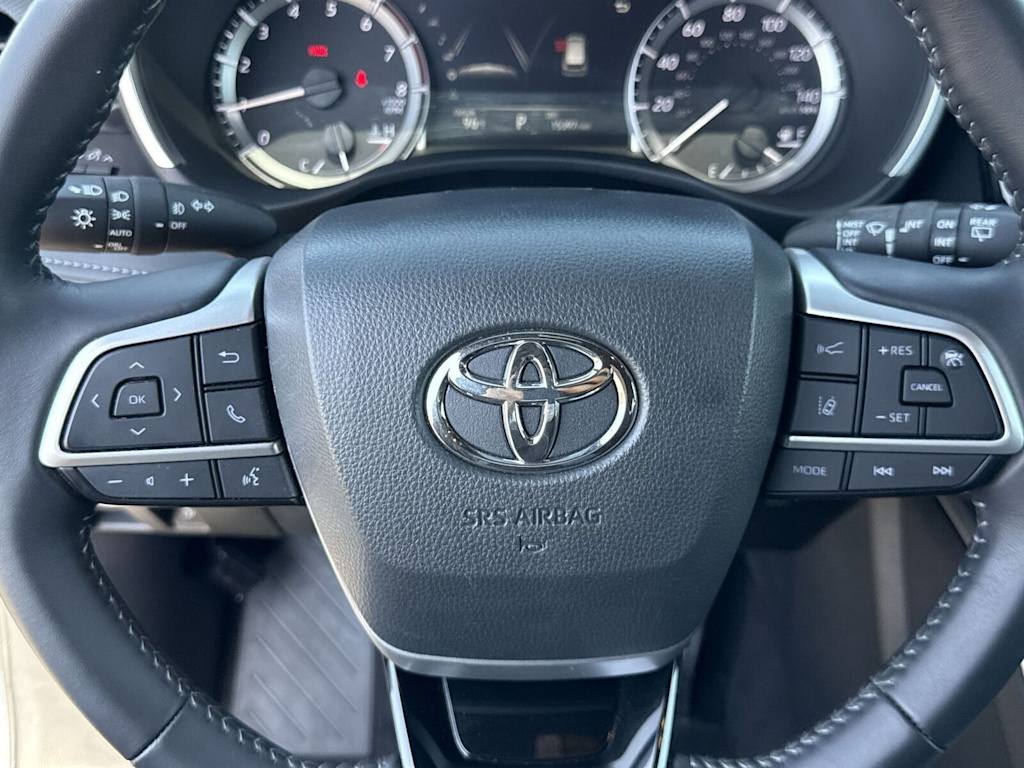 Thumbnail: 2024 Toyota Highlander - 29