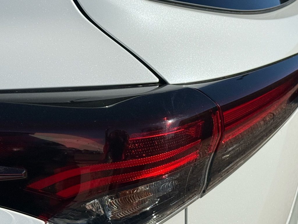 Thumbnail: 2024 Toyota Highlander - 15