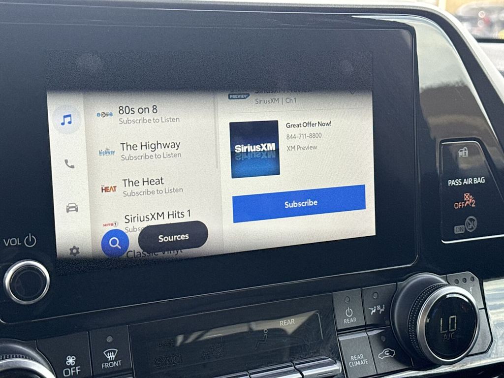 Thumbnail: 2024 Toyota Highlander - 25