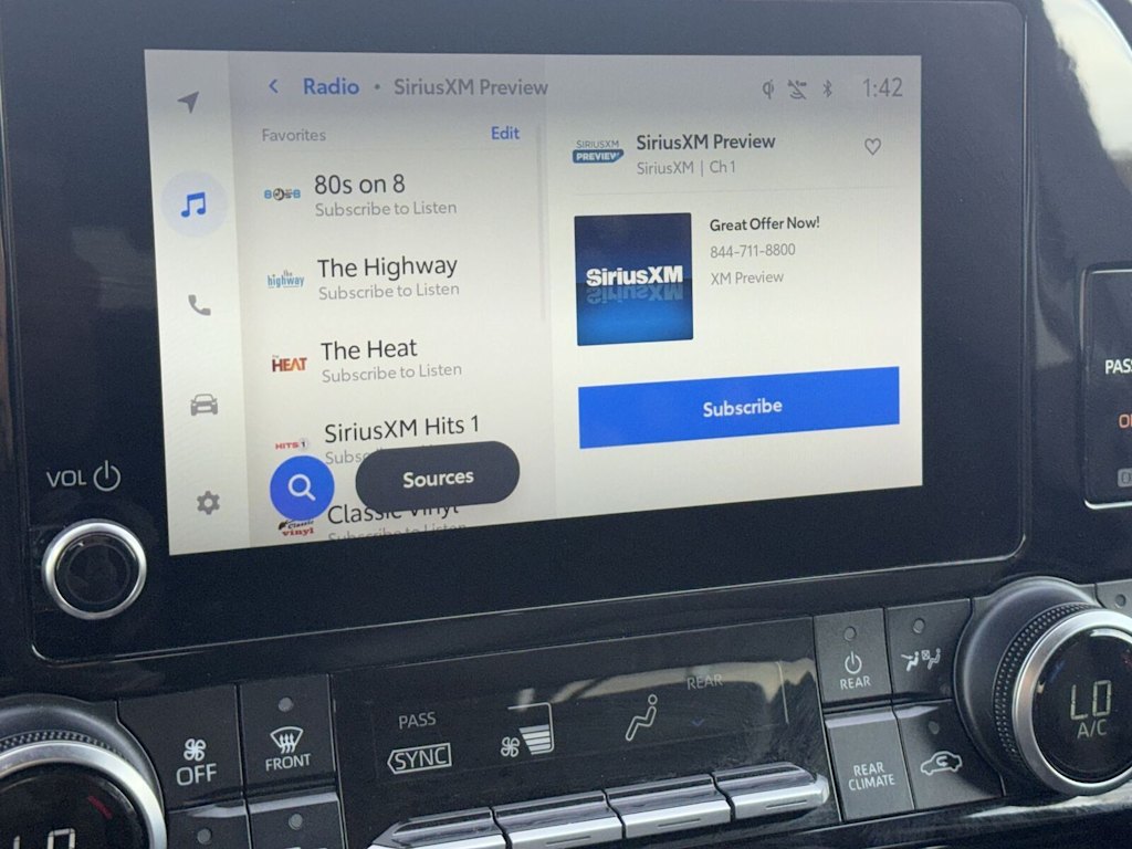 Thumbnail: 2024 Toyota Highlander - 24