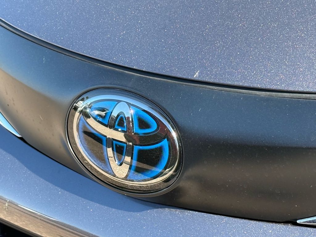 Thumbnail: 2022 Toyota Sienna - 4