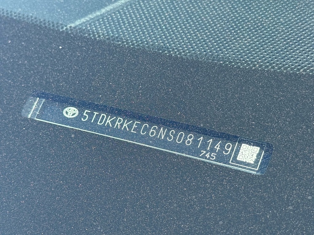 Thumbnail: 2022 Toyota Sienna - 7