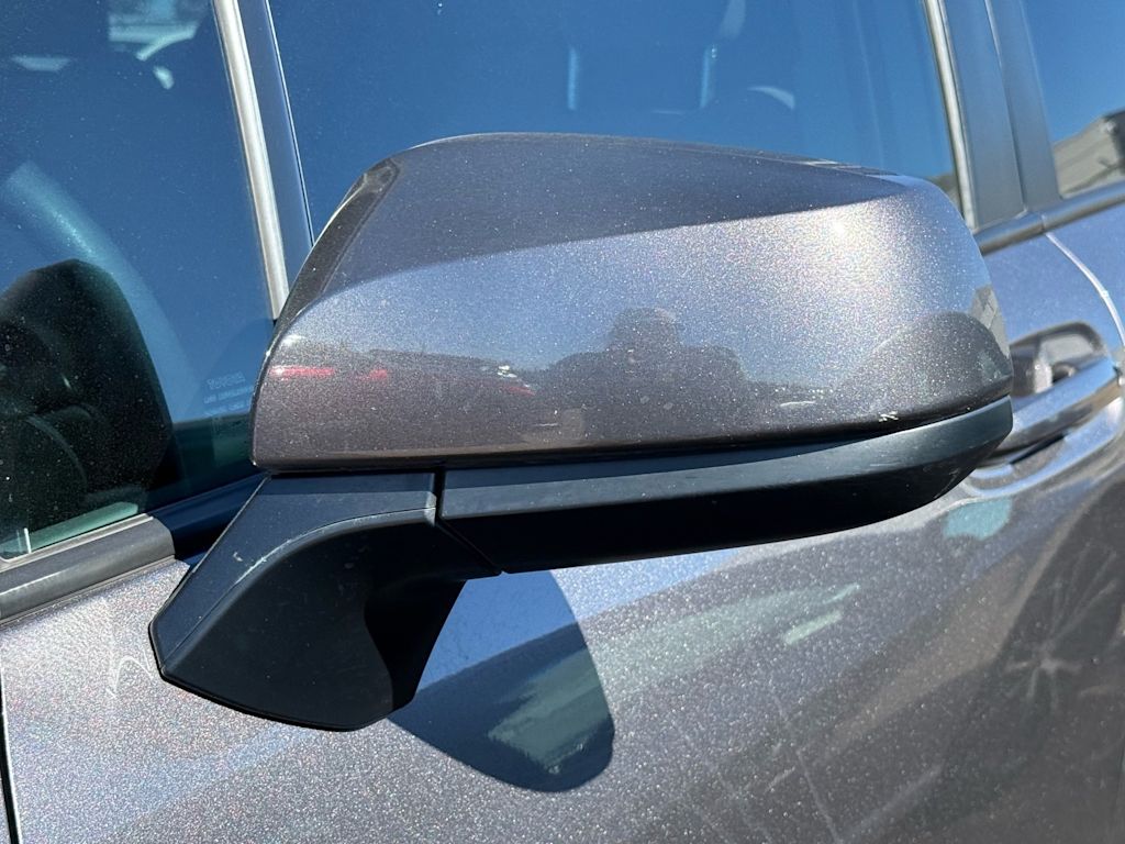 Thumbnail: 2022 Toyota Sienna - 12