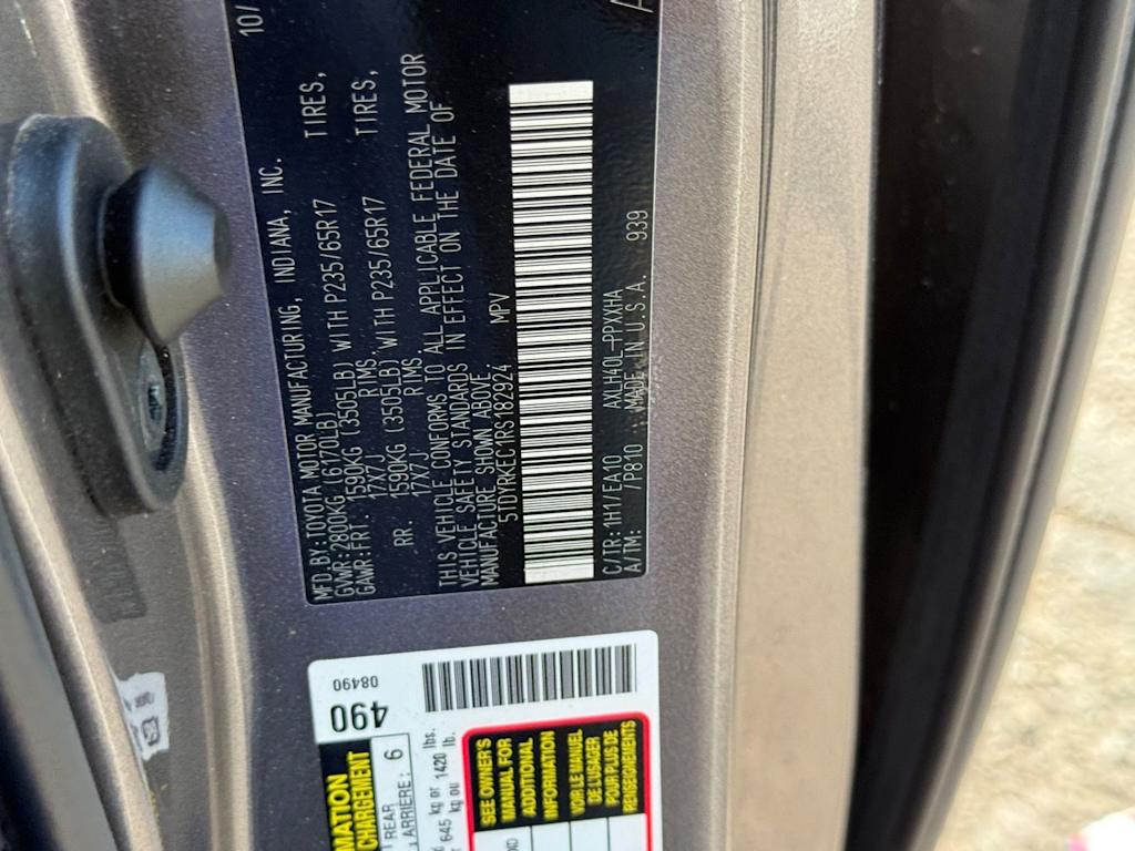 Thumbnail: 2024 Toyota Sienna - 14