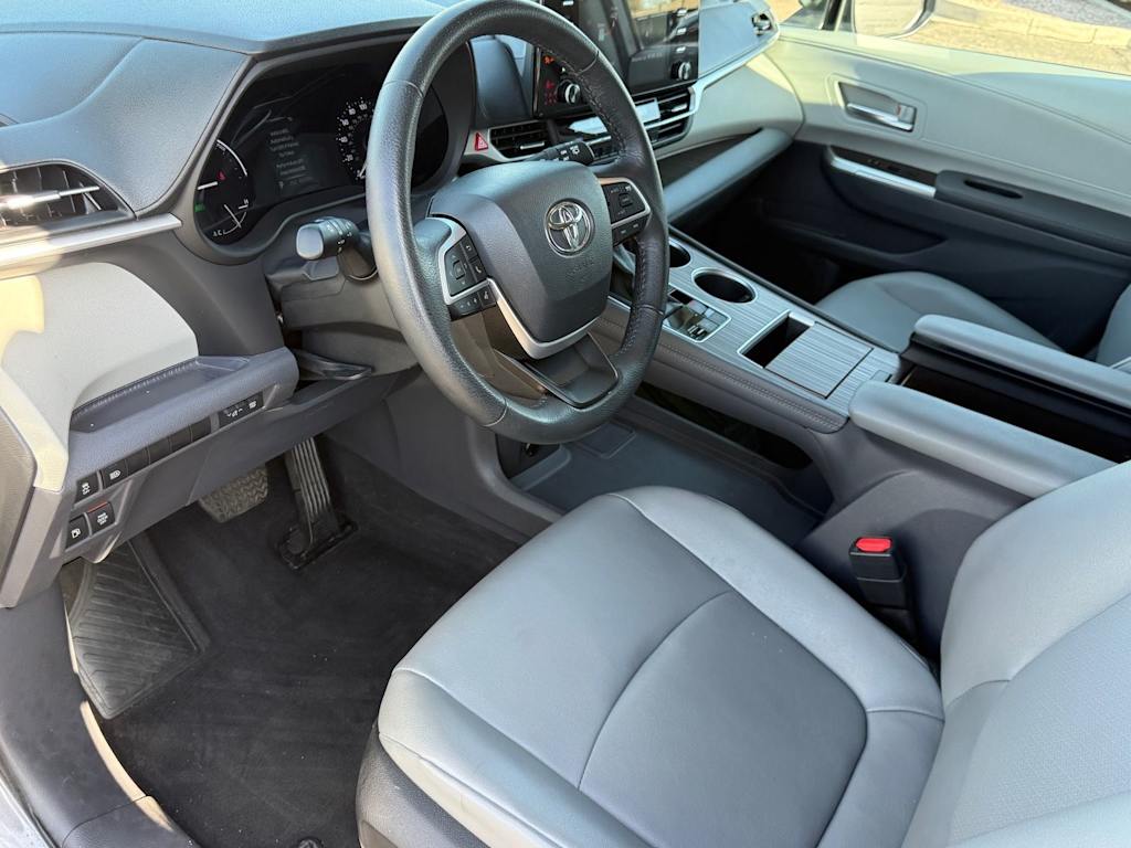 Thumbnail: 2024 Toyota Sienna - 7