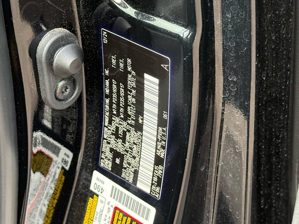 Thumbnail: 2025 Toyota Sienna - 11