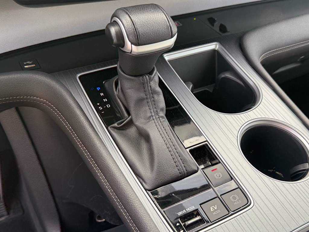 Thumbnail: 2025 Toyota Sienna - 9