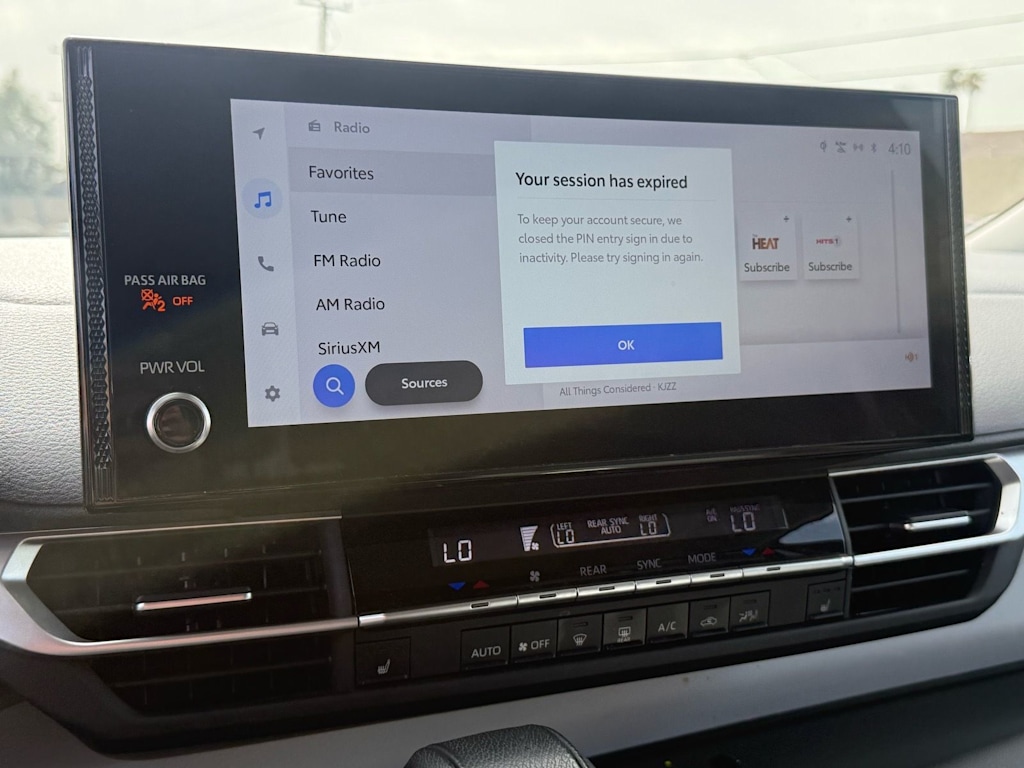 Thumbnail: 2025 Toyota Sienna - 8