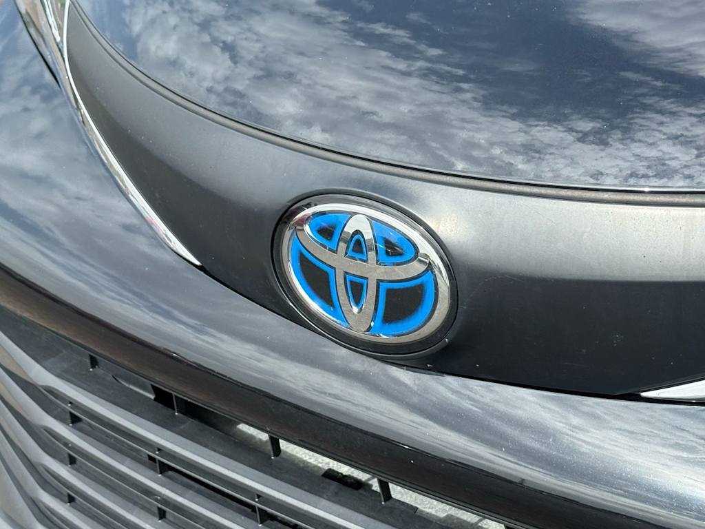 Thumbnail: 2025 Toyota Sienna - 5