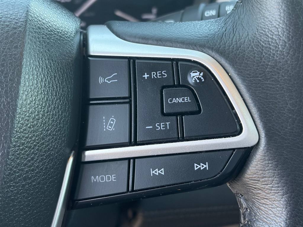 Thumbnail: 2024 Toyota Sienna - 16
