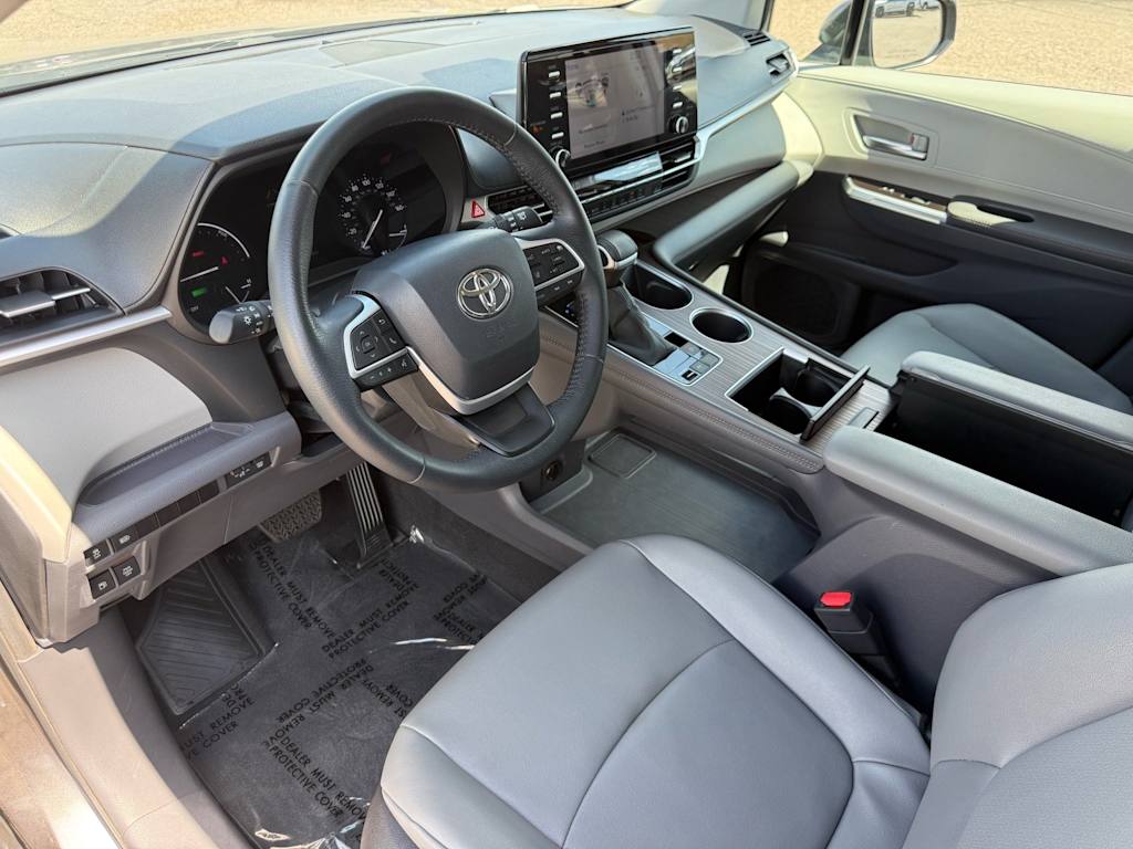 Thumbnail: 2024 Toyota Sienna - 2