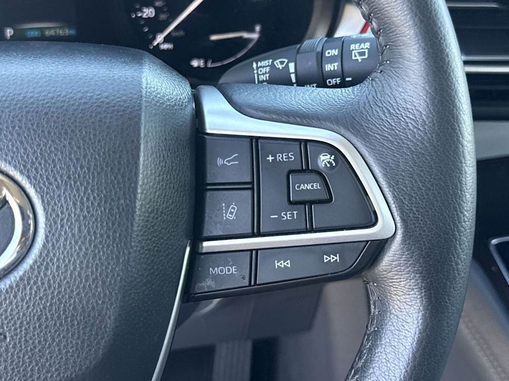 Thumbnail: 2024 Toyota Sienna - 29