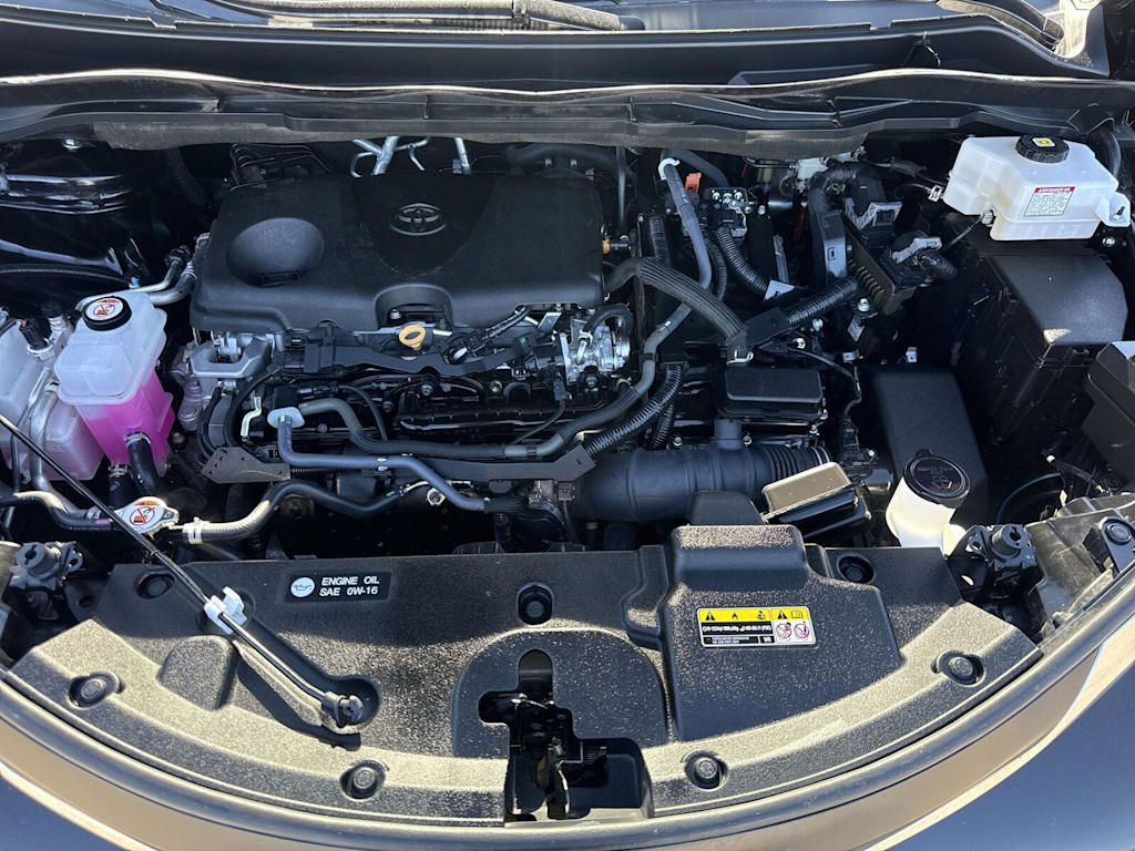 Thumbnail: 2024 Toyota Sienna - 8