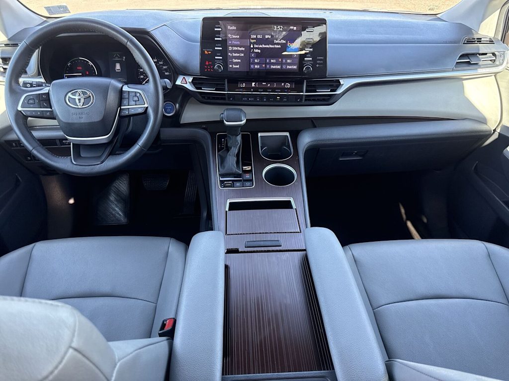 Thumbnail: 2024 Toyota Sienna - 2
