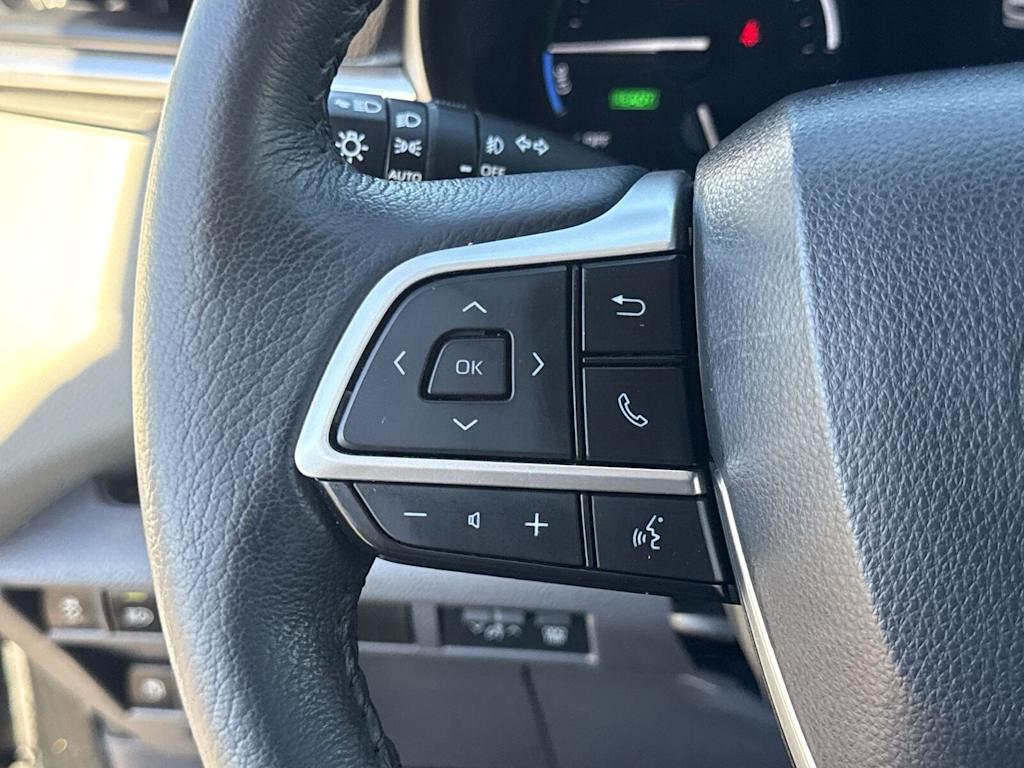 Thumbnail: 2024 Toyota Sienna - 28