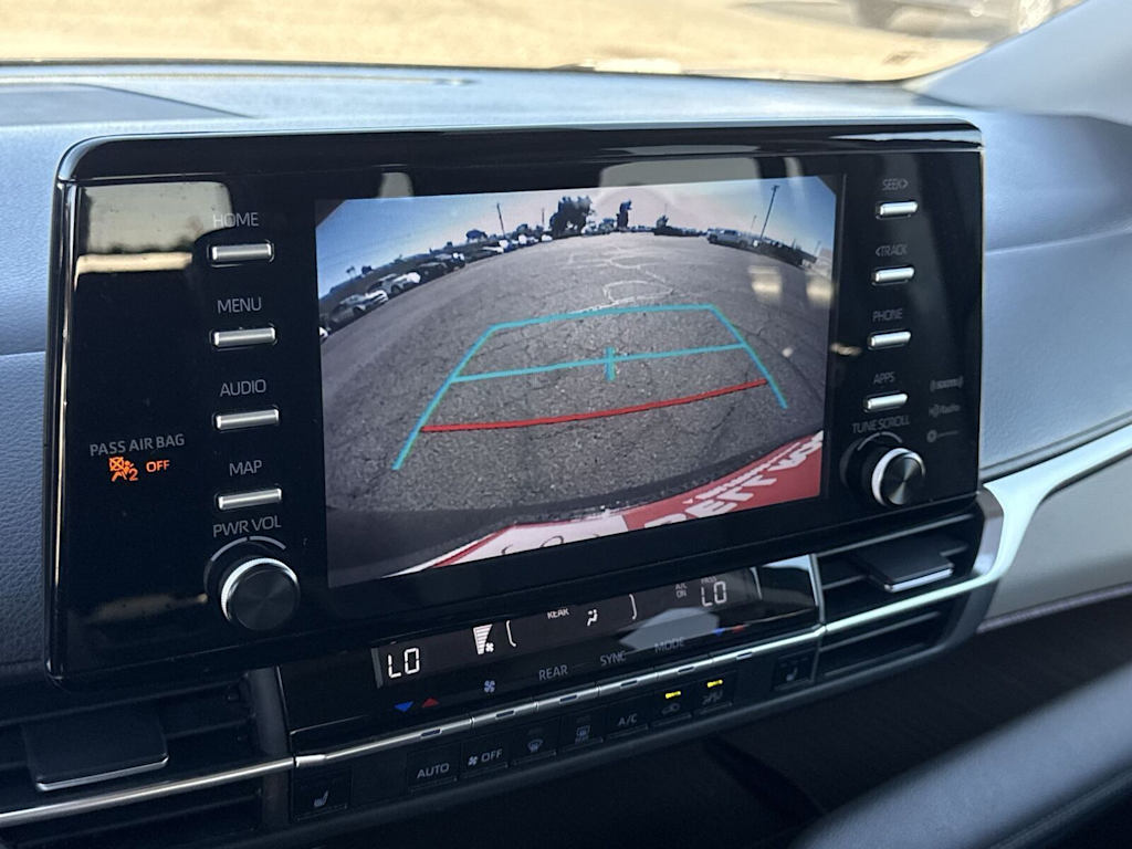 Thumbnail: 2024 Toyota Sienna - 23