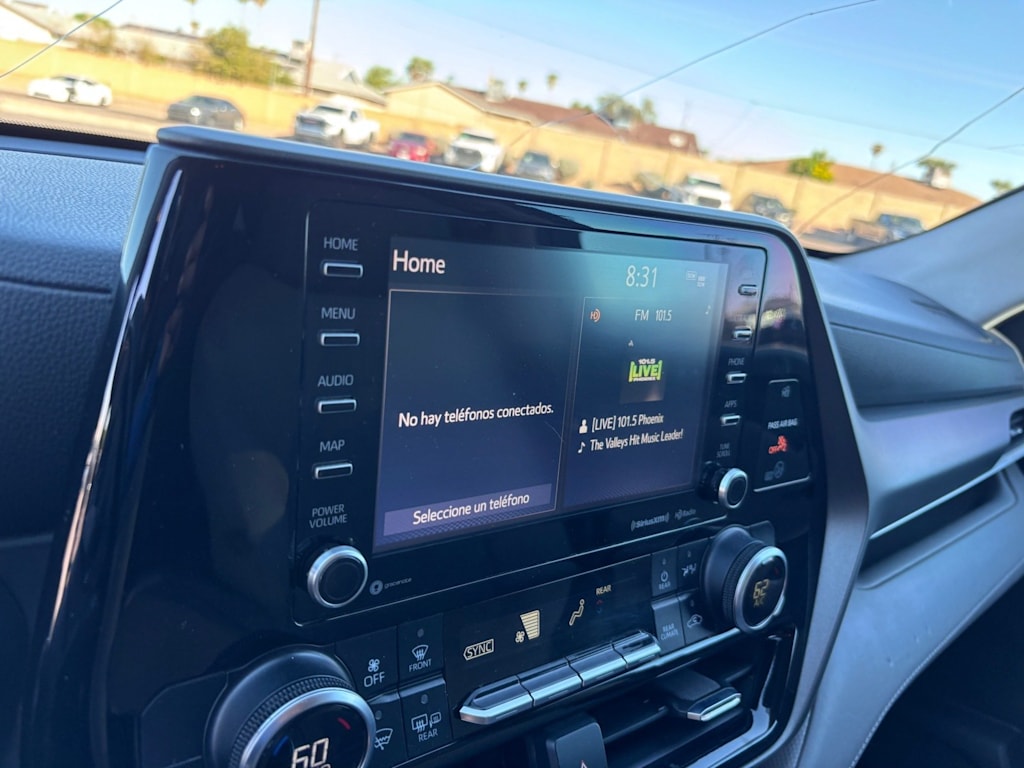 Thumbnail: 2021 Toyota Highlander - 8