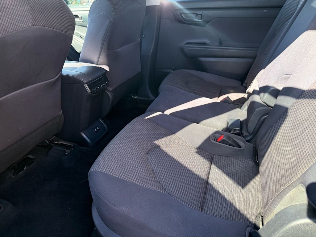 Thumbnail: 2020 Toyota Highlander - 8