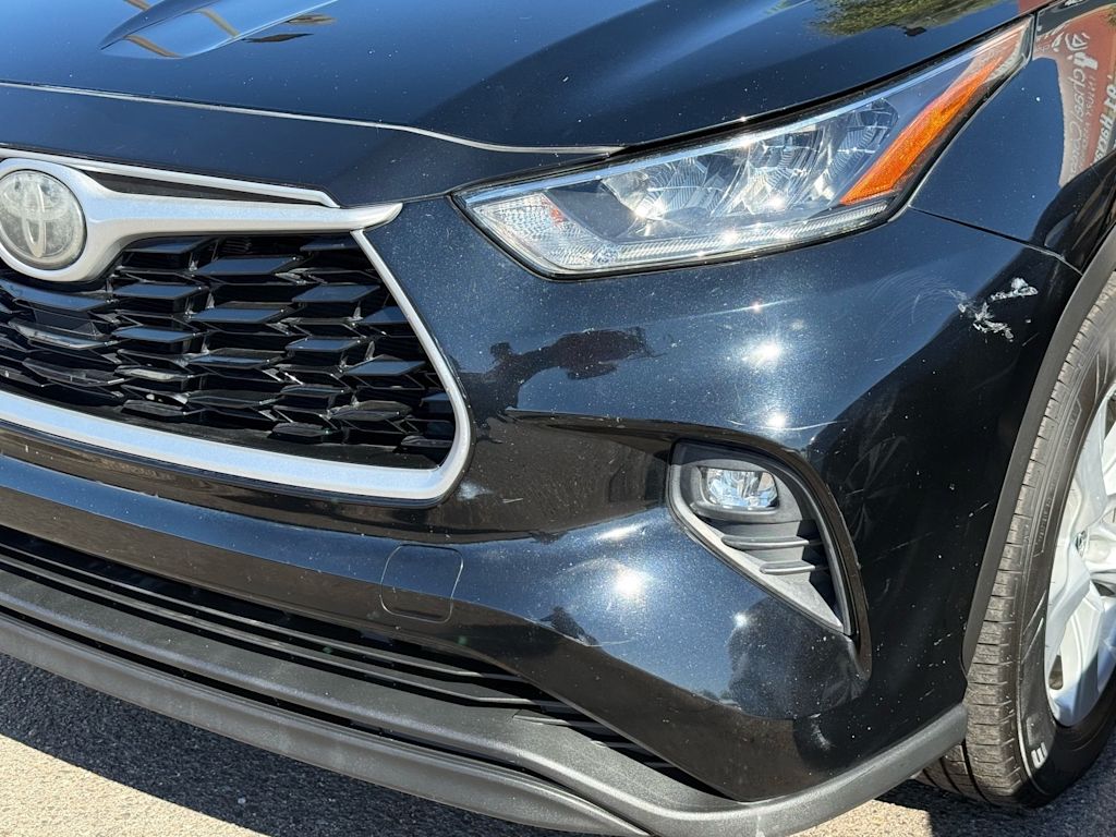 Thumbnail: 2020 Toyota Highlander - 16
