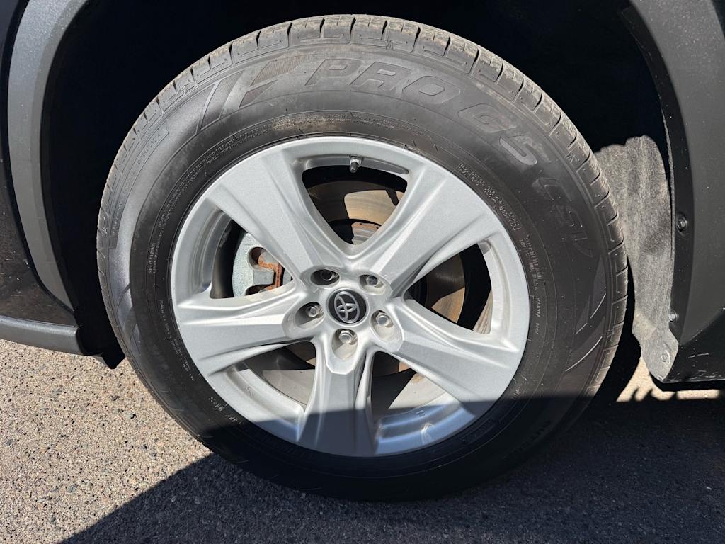 Thumbnail: 2020 Toyota Highlander - 6