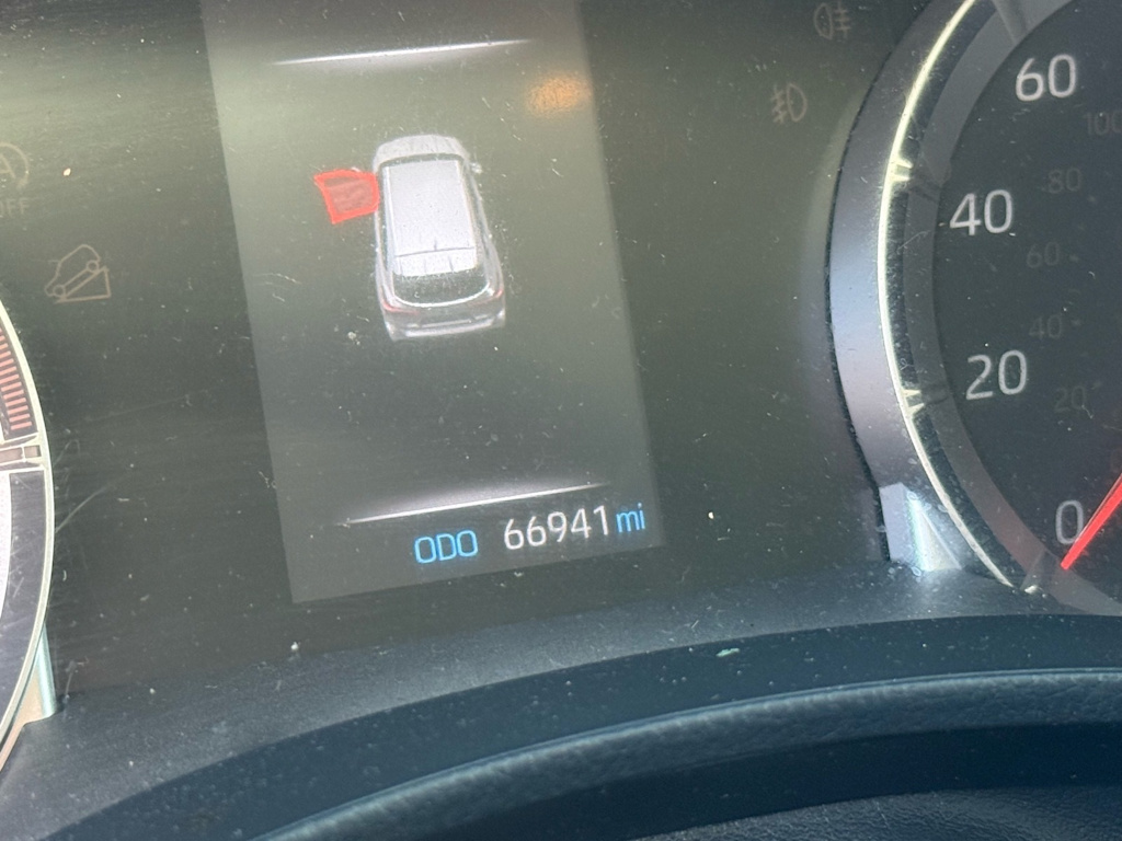 Thumbnail: 2020 Toyota Highlander - 11