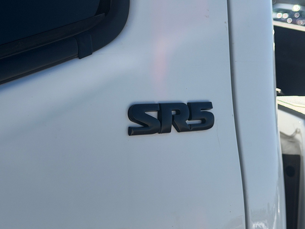 Thumbnail: 2021 Toyota Tacoma - 15