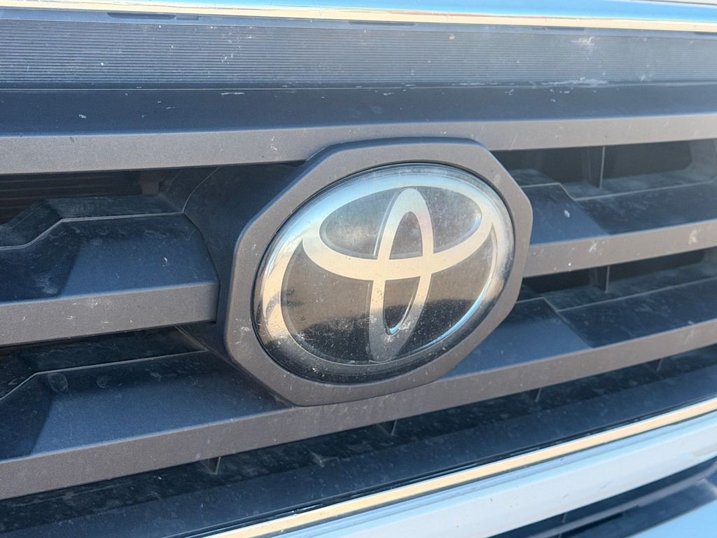 Thumbnail: 2021 Toyota Tacoma - 5