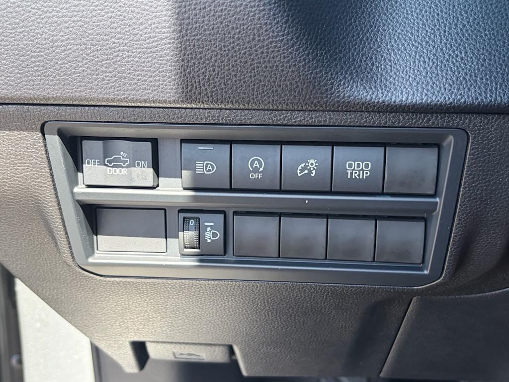 Thumbnail: 2026 Toyota Tundra - 31