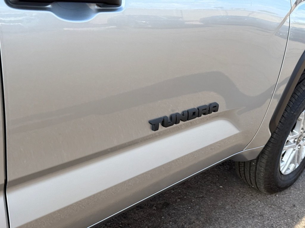 Thumbnail: 2025 Toyota Tundra - 5