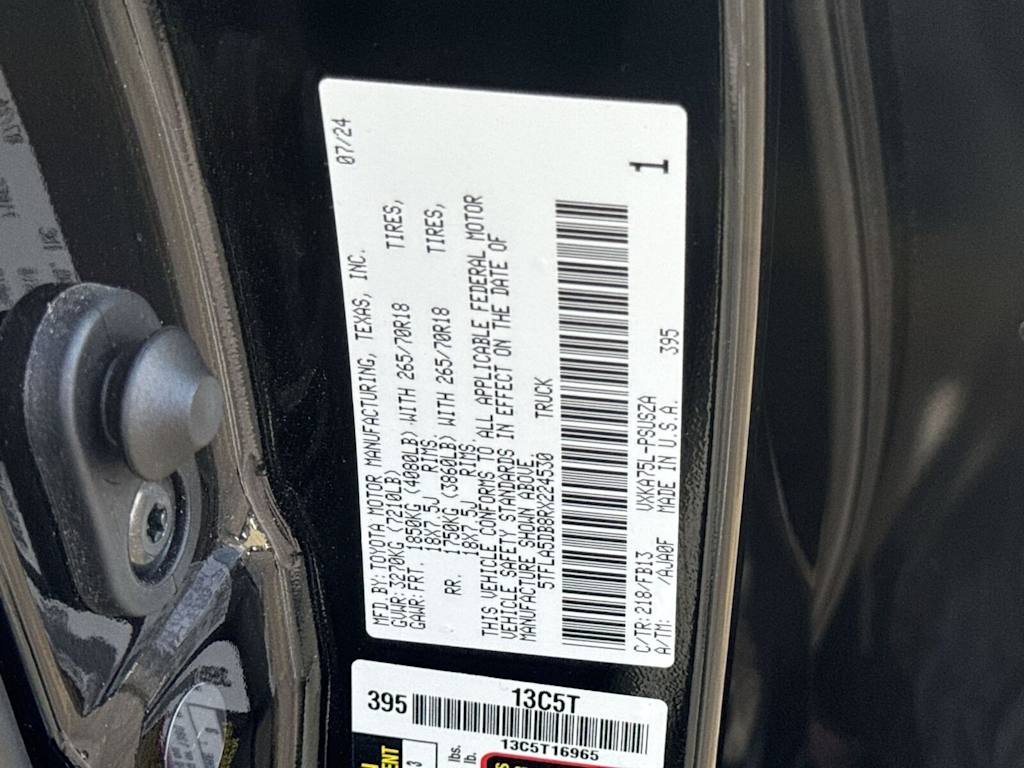 Thumbnail: 2024 Toyota Tundra - 16