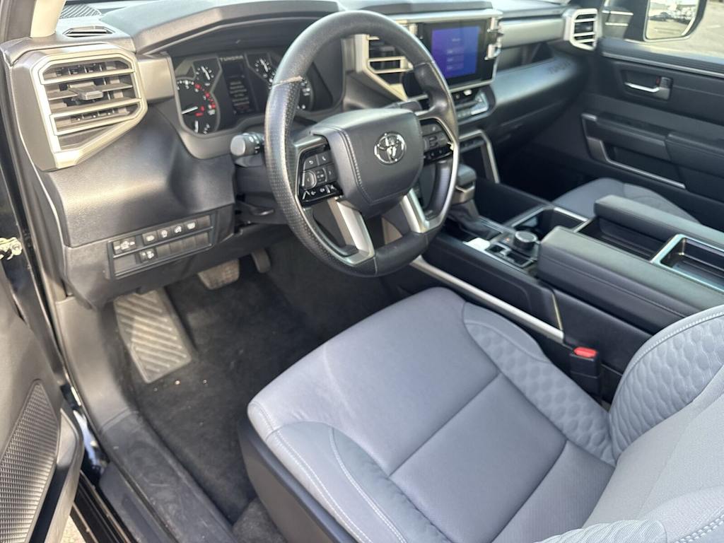 Thumbnail: 2024 Toyota Tundra - 8