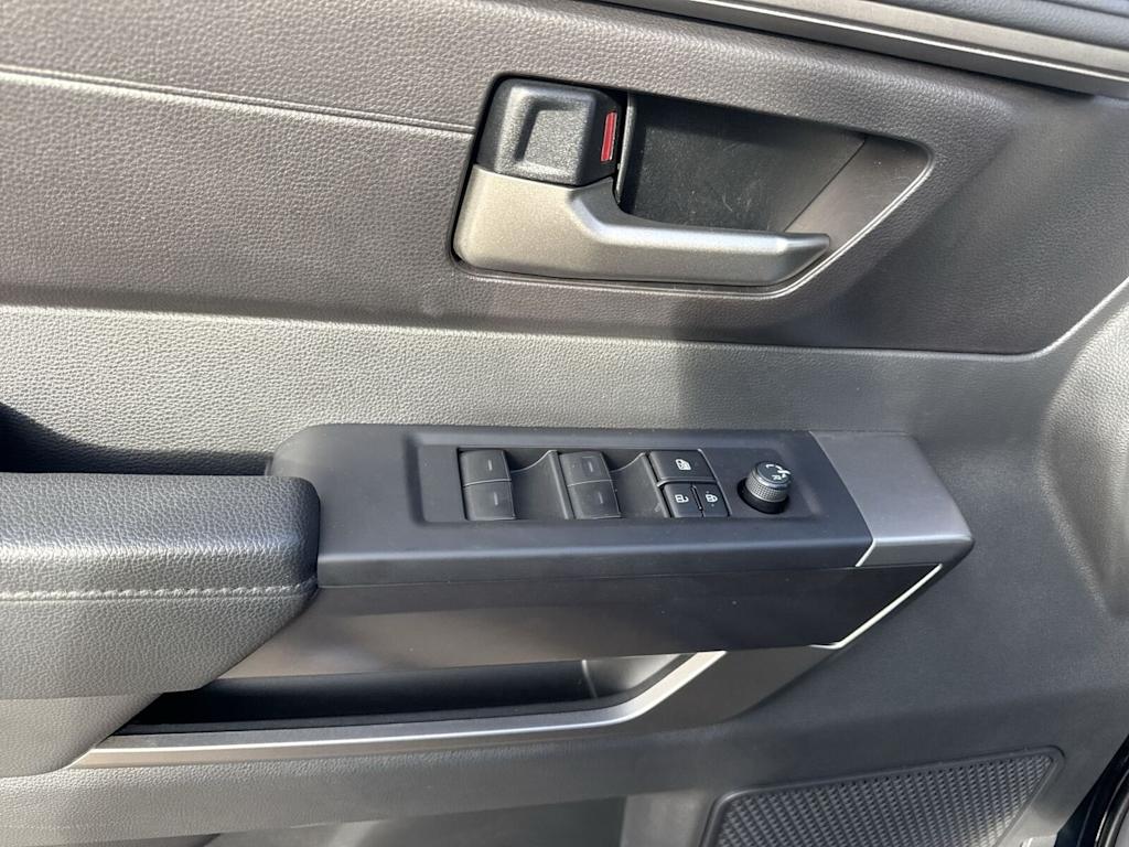 Thumbnail: 2024 Toyota Tundra - 21