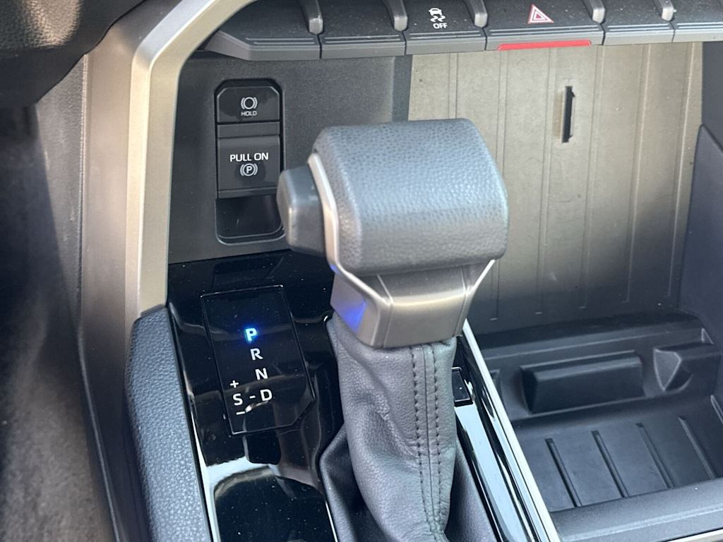 Thumbnail: 2024 Toyota Tundra - 14