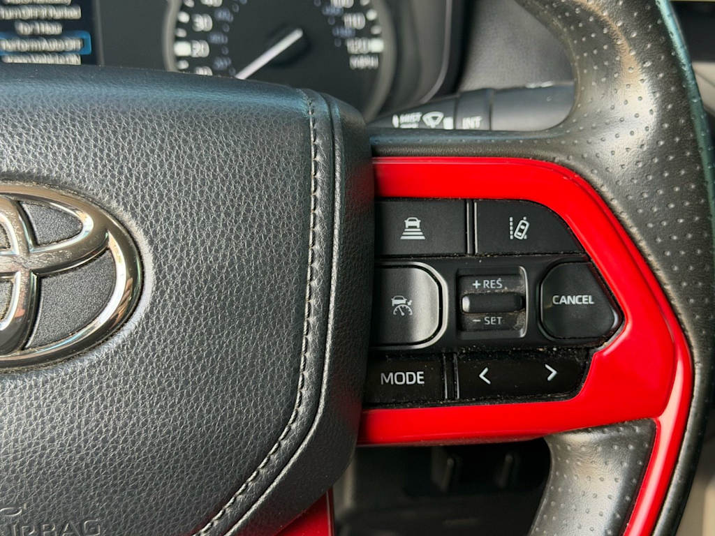 Thumbnail: 2022 Toyota Tundra - 13