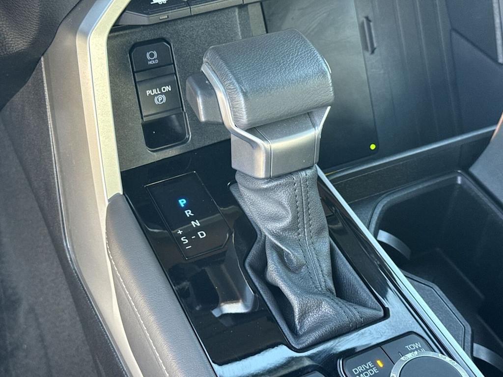 Thumbnail: 2025 Toyota Tundra - 15