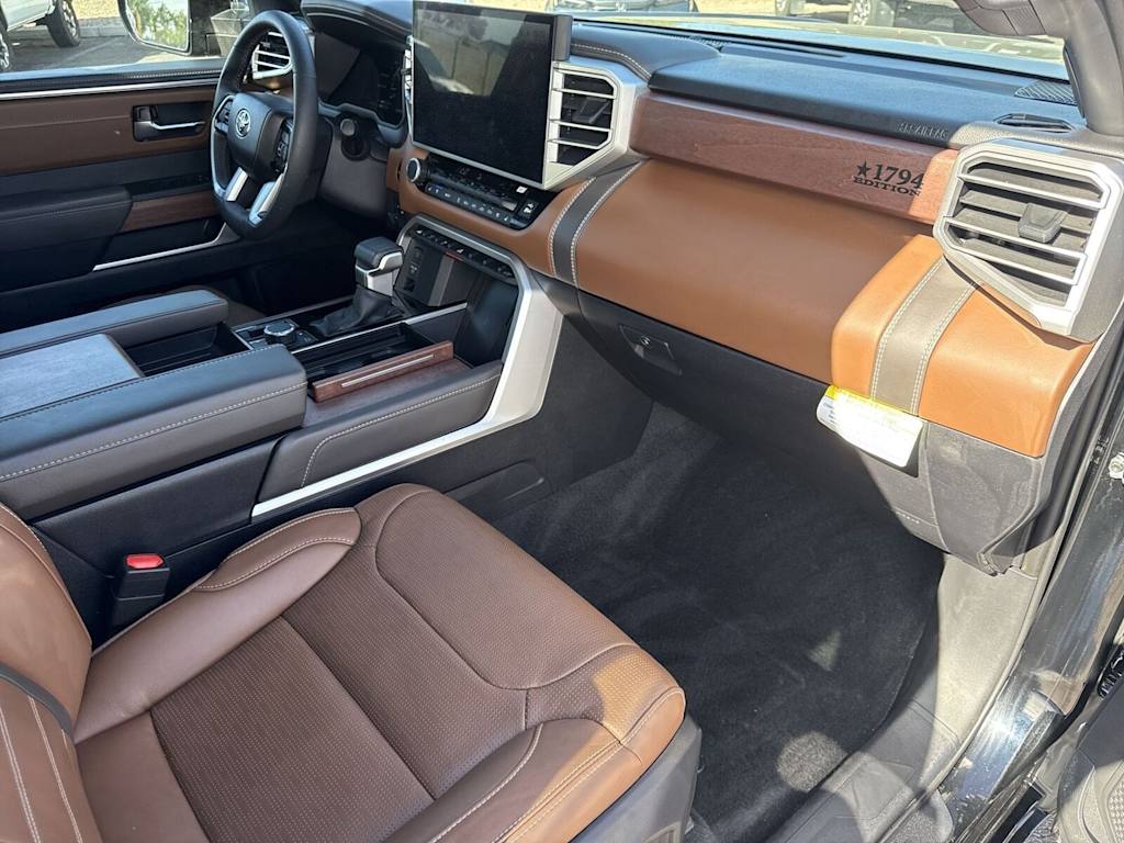 Thumbnail: 2025 Toyota Tundra - 2