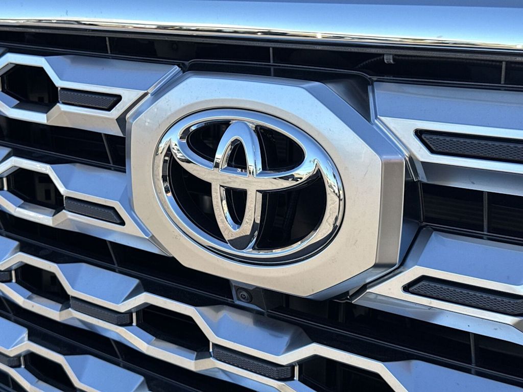Thumbnail: 2025 Toyota Tundra - 6