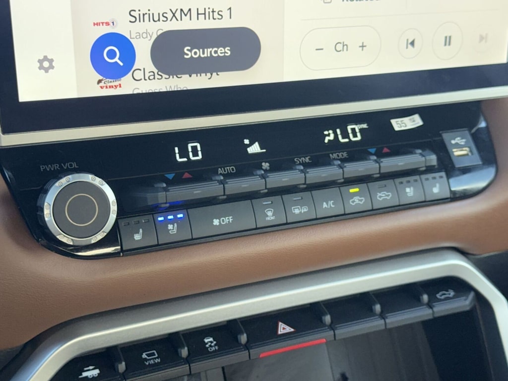 Thumbnail: 2025 Toyota Tundra - 24