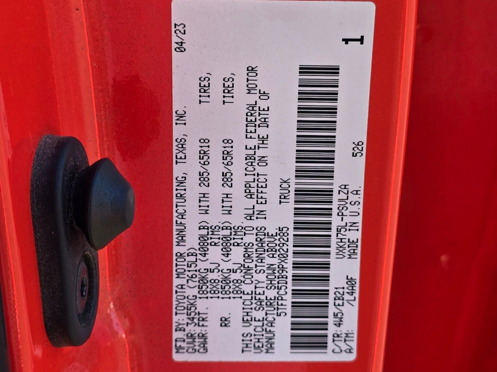 Thumbnail: 2023 Toyota Tundra - 16