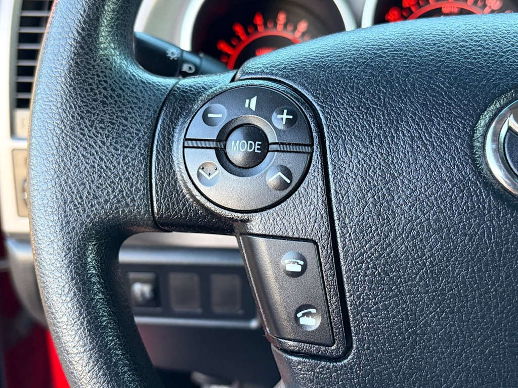 Thumbnail: 2013 Toyota Tundra - 15